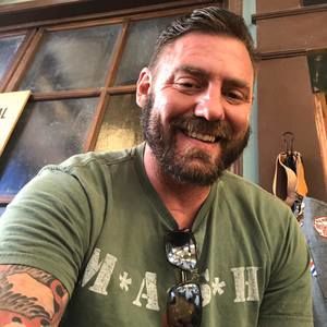 Meet your Posher, Justin